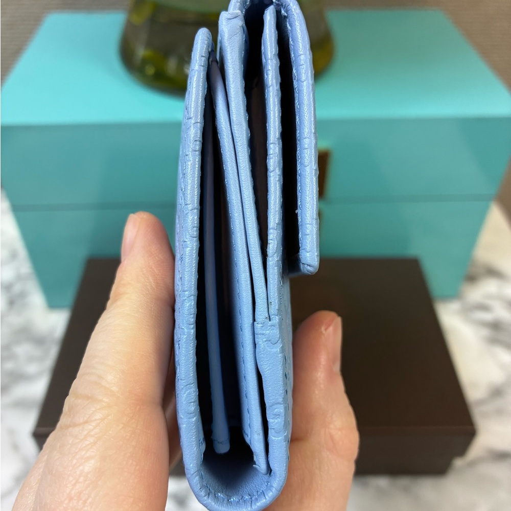 Gucci Micro Guccissima Light Blue GG Leather Multi Pocket Wallet NWOT Authentic - Picture 4 of 14